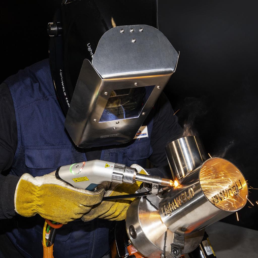 LightWELD handheld laser welding pipe joint